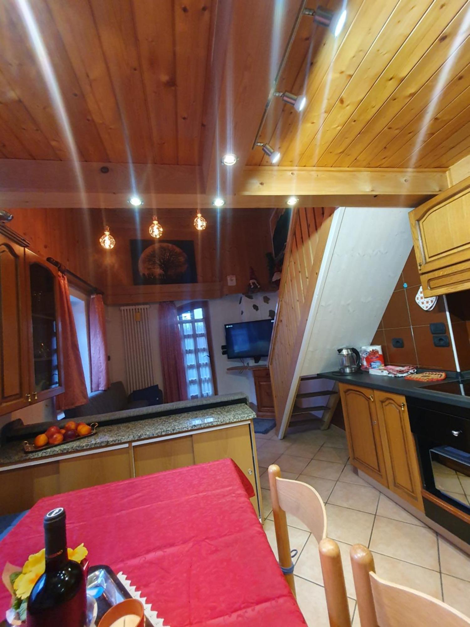 Casa Claudio-Appartamenti In Centro Campitello di Fassa Exterior photo
